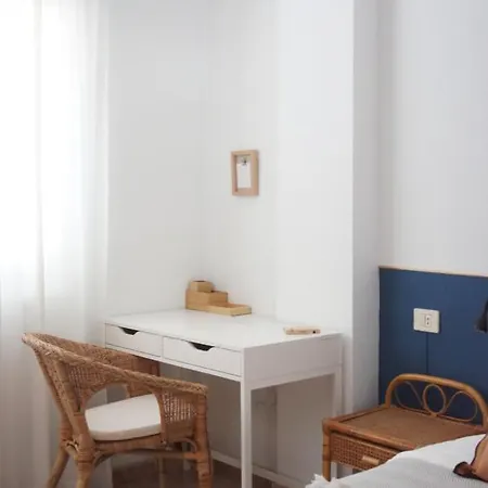 Pool In Cristianos, Excellent Location Apartment
